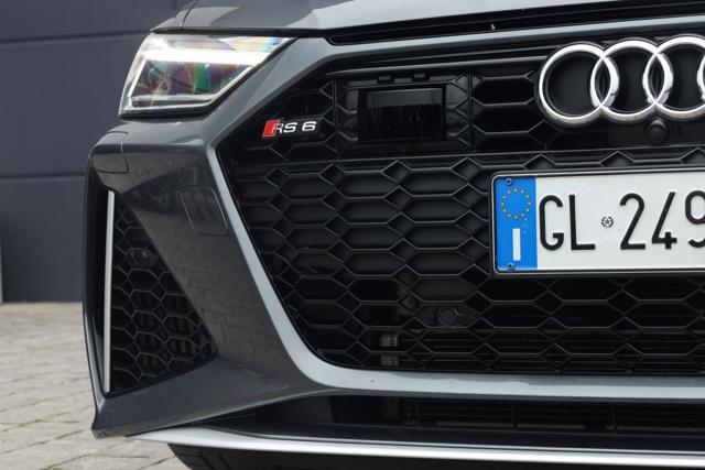 AUDI RS6 Avant 4.0 TFSI V8 quattro tiptronic