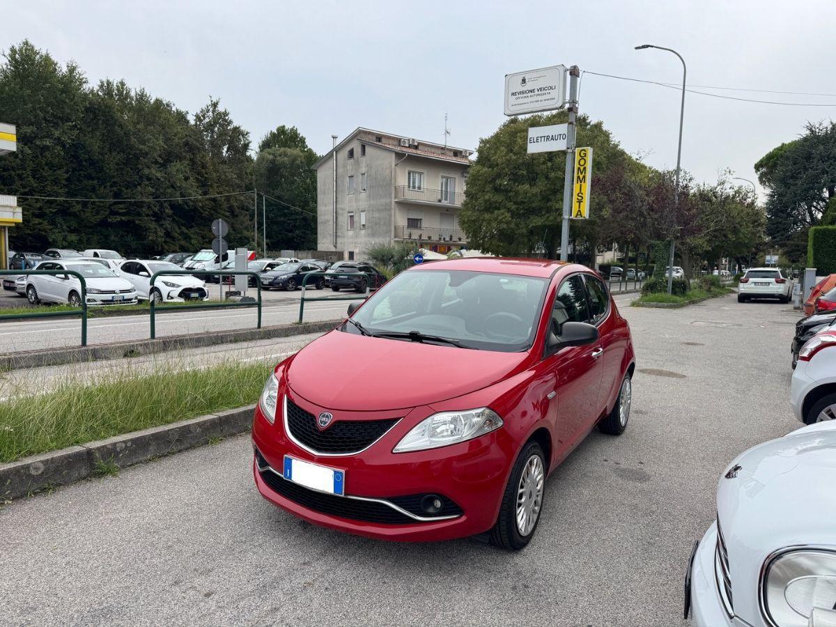 LANCIA - Ypsilon - 1.2 69 CV 5p. GPL Ecochic Silver #1PROP. #TAG.CERT