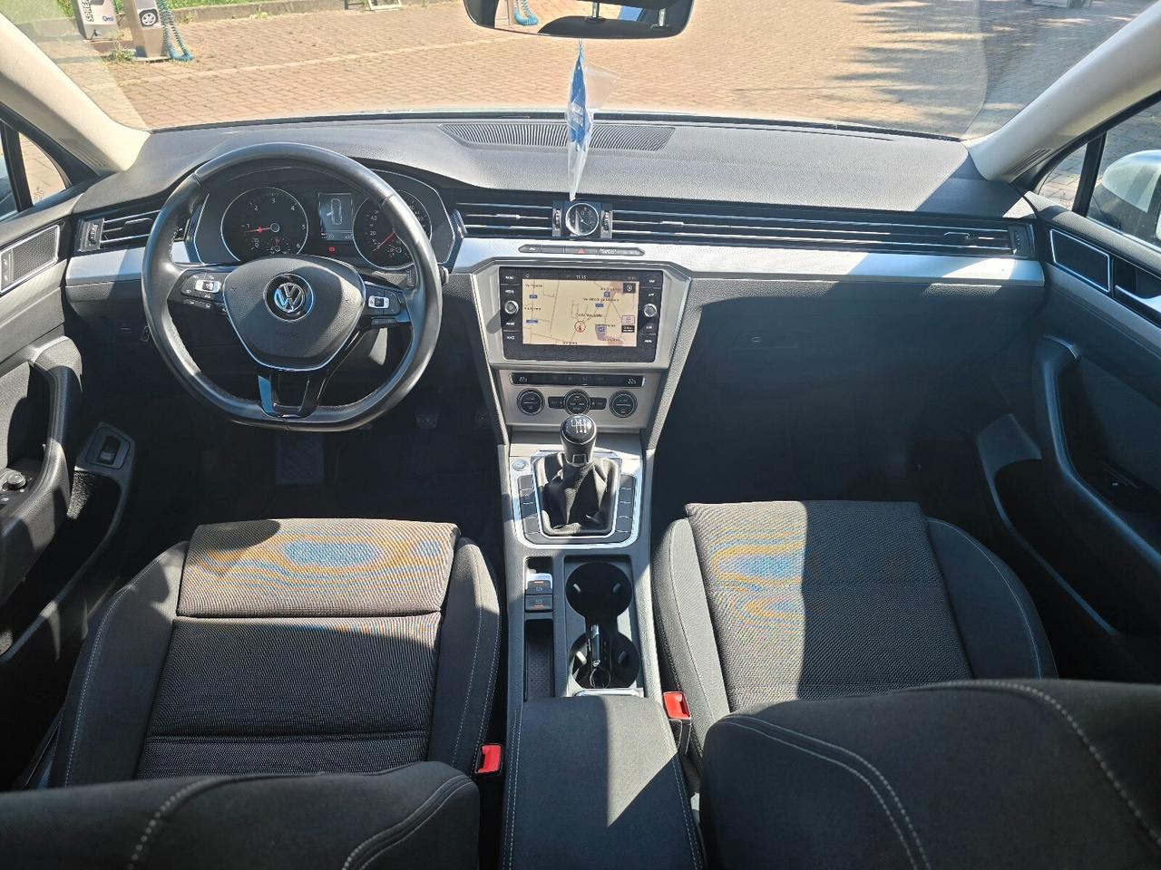Volkswagen Passat Variant 1.6 TDI Business BlueMotion Technology