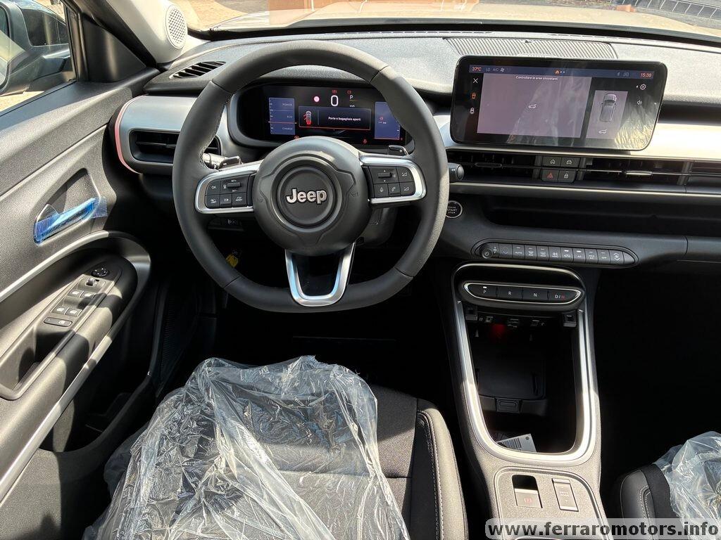 Jeep Avenger 1.2 Turbo 110 CV MHEV Summit bicolor km0