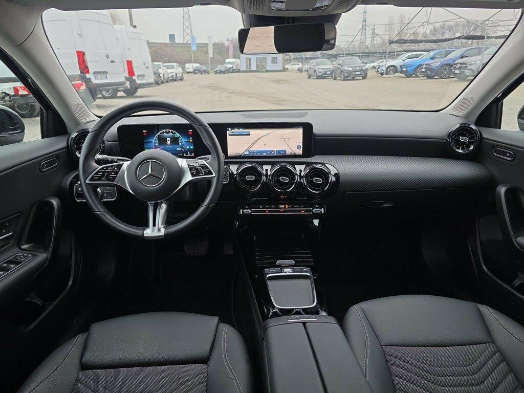 Mercedes Classe A 180 180 D Advanced 8G-DCT