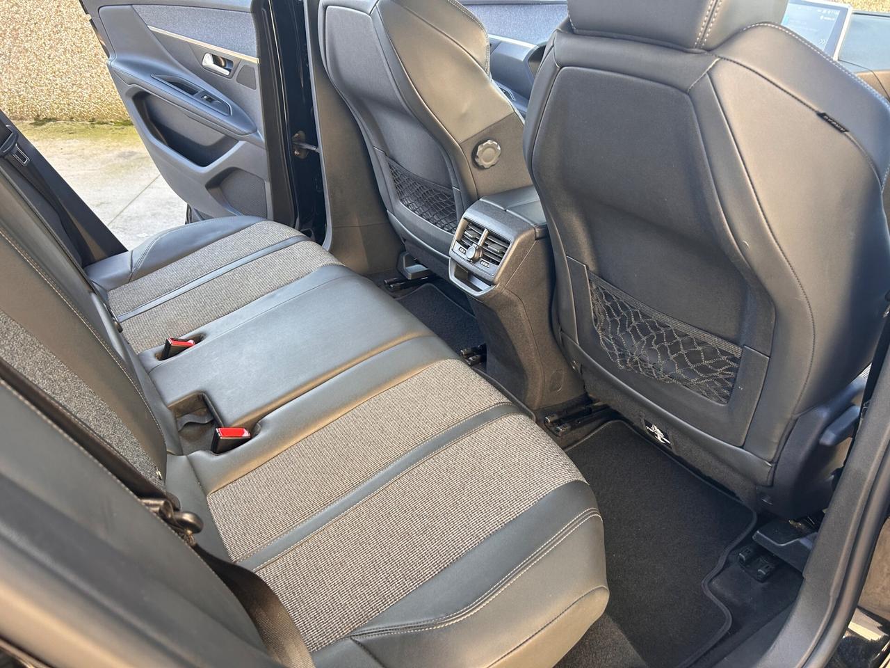 Peugeot 3008 PureTech Turbo 130 S&S Crossway