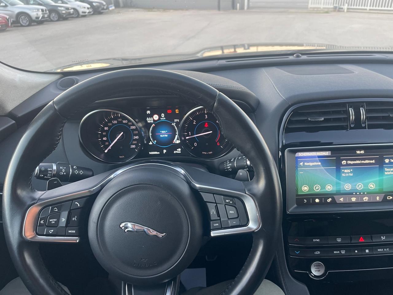 JAGUAR F-PACE 2.0 ID4 AWD 180CV AUT FULL LED MY19