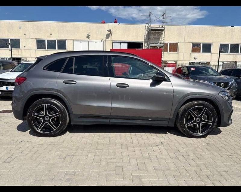 Mercedes-Benz GLA GLA 180 d Automatic Premium NIGHT-PACK