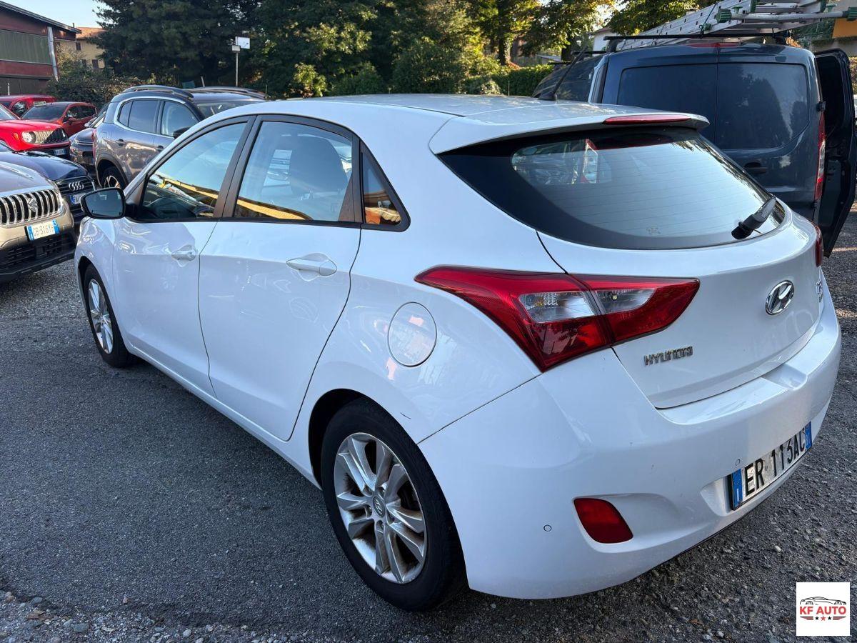 HYUNDAI - i30 - 1.6 CRDi 5p. Classic