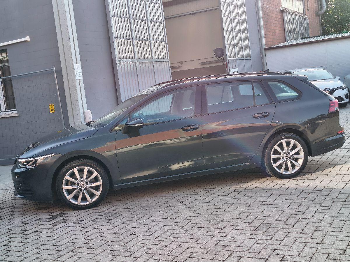 VOLKSWAGEN - Golf - Variant 2.0 TDI SCR Style