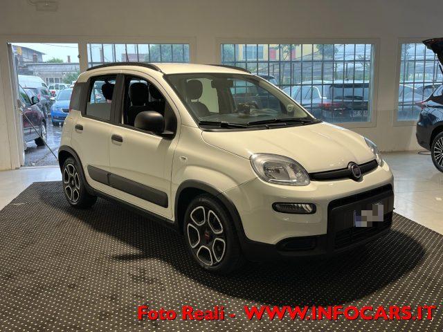 FIAT Panda 1.0 FireFly S&S Hybrid City Life PROMO !!