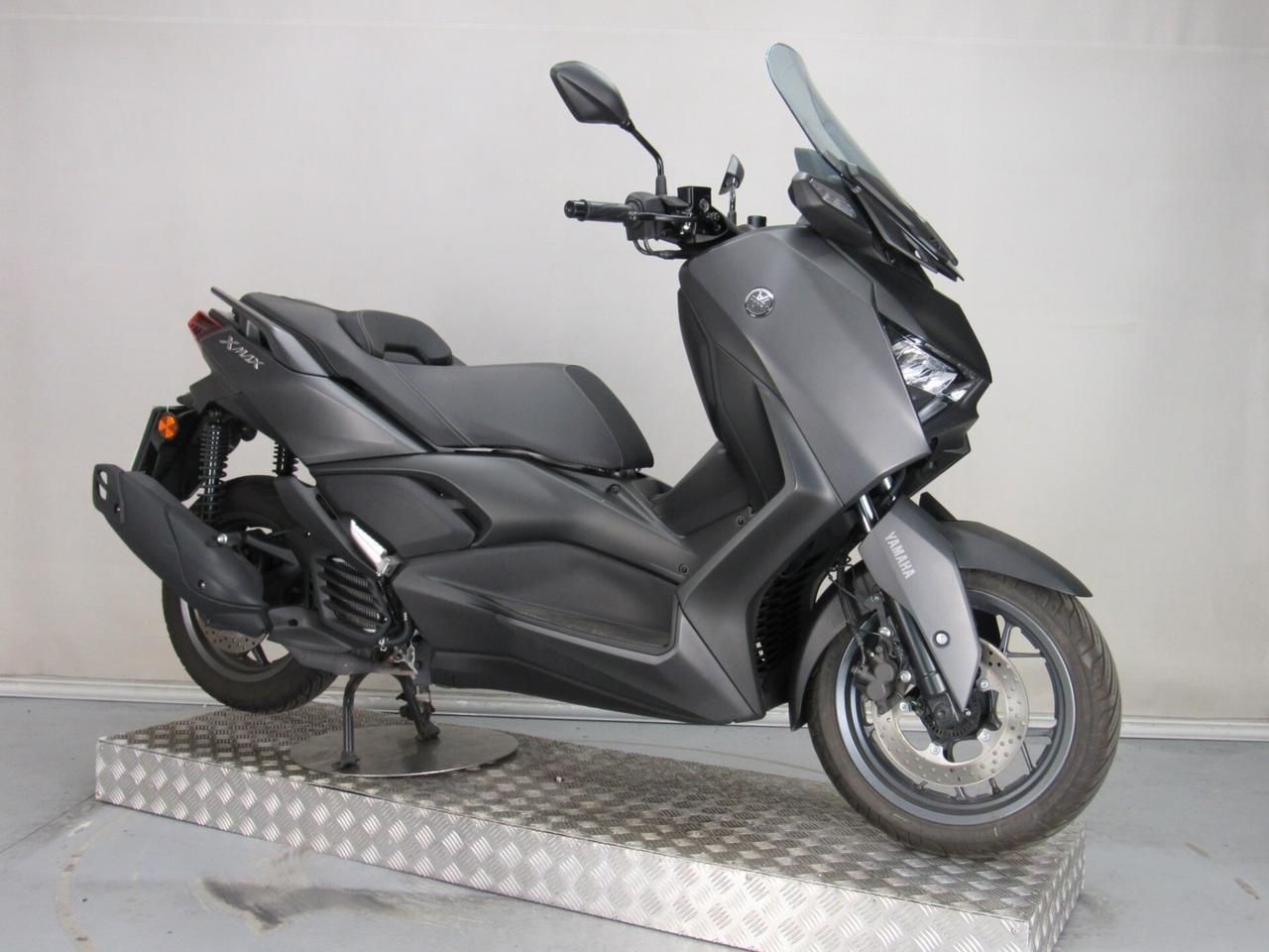 Yamaha X-Max 125 ABS 11 KW PATENTE A1/B