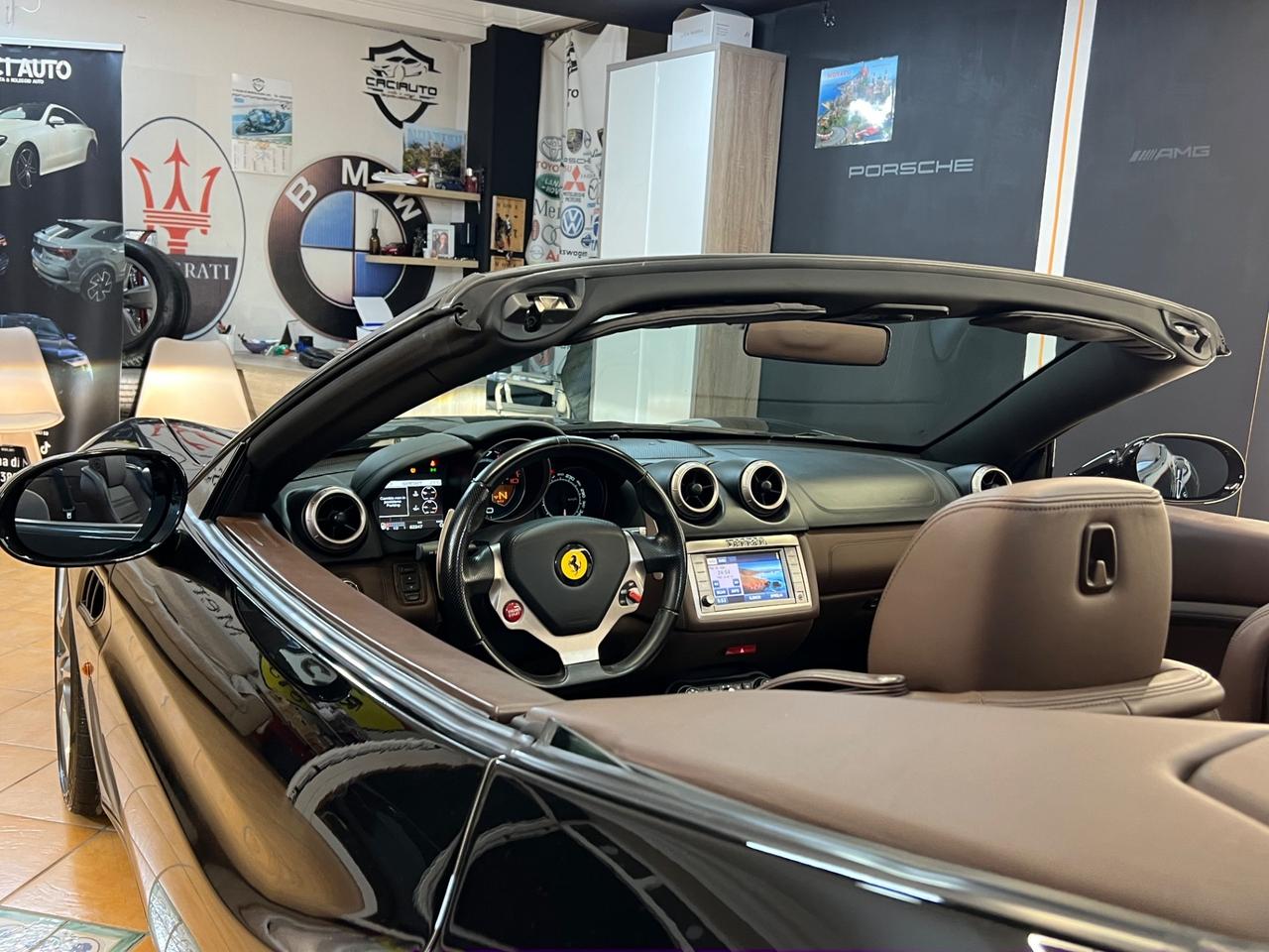 Ferrari California DCT Book service