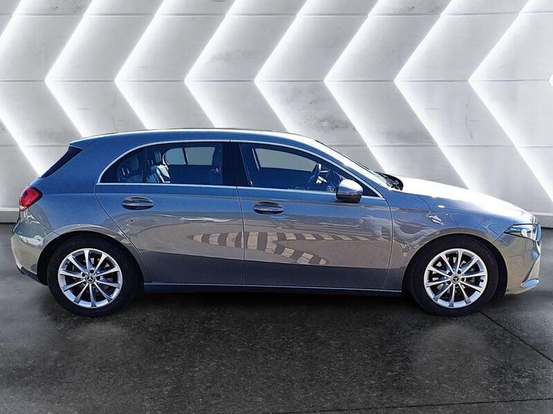 Mercedes-Benz Classe A A 180 d Sport auto