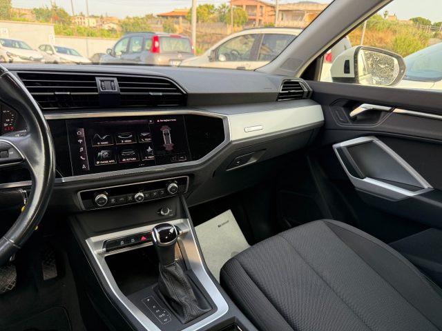 AUDI Q3 35 TDI Business
