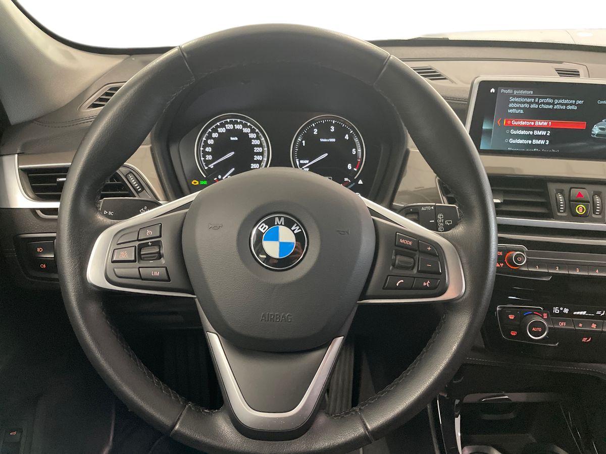 BMW X1 F48 2019 - X1 sdrive18d xLine auto