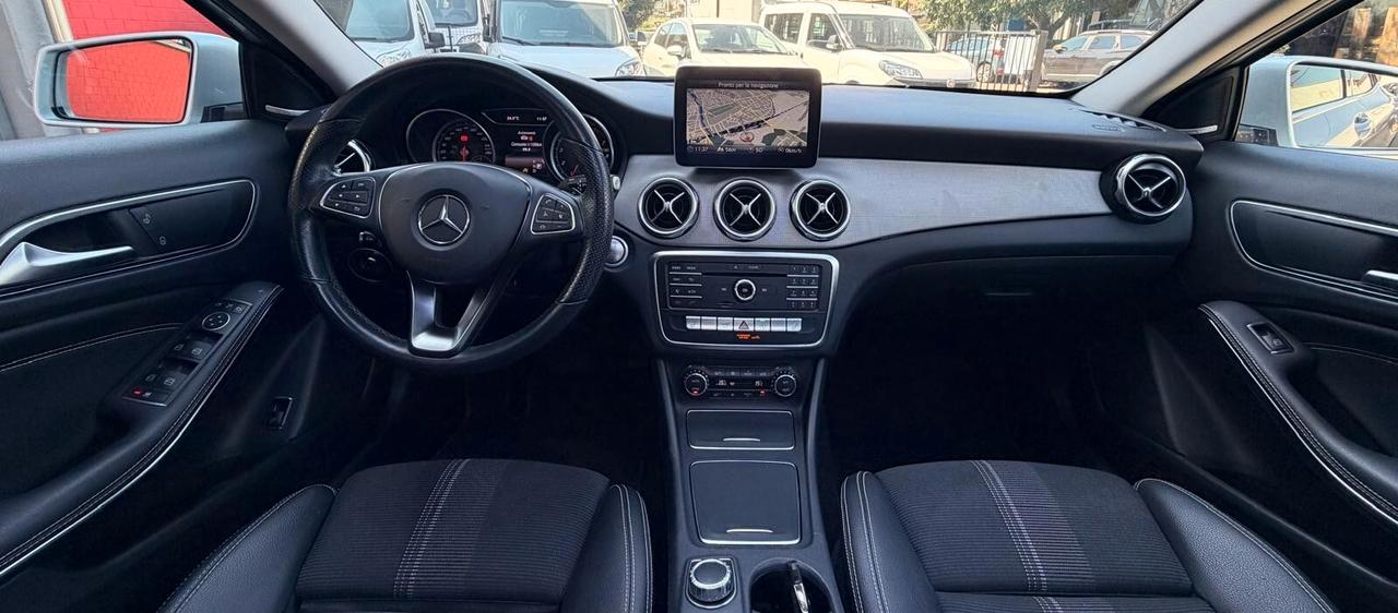 MERCEDES-BENZ GLA 180 1.6 PREMIUM 122CV - FULL LED