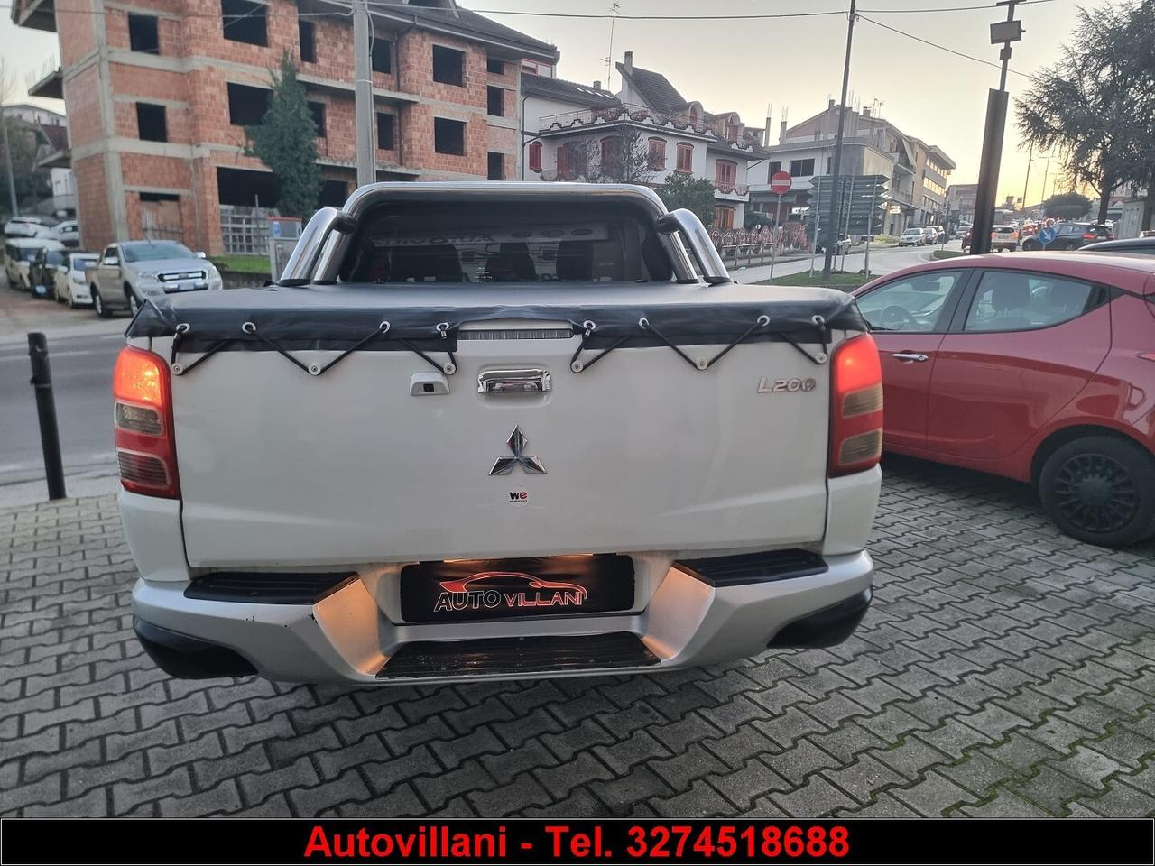 MITSUBISHI L200 d.cab 2.4d Intense 4wd 181cv aut