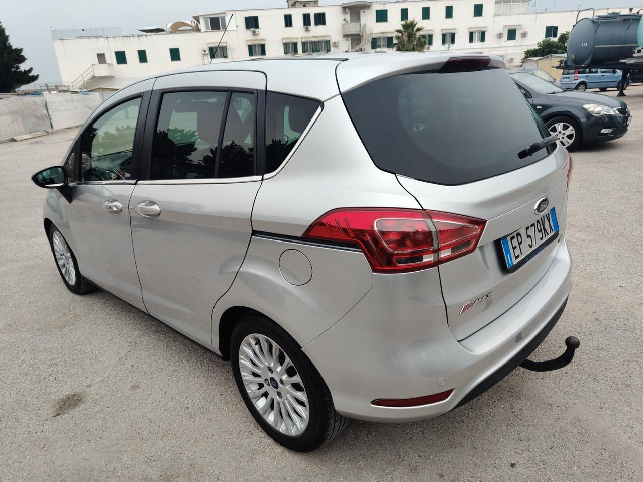 Ford B-Max 1.6 TDCi Titanium gancioTraino