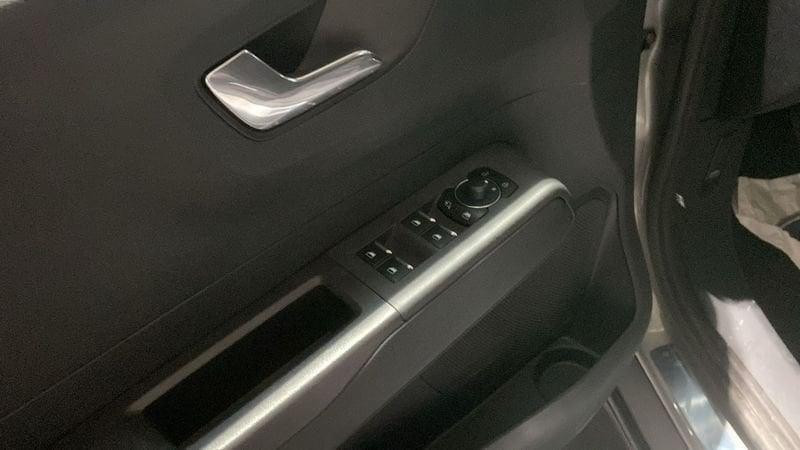 Ford Tourneo Courier 1.0 EcoBoost Active