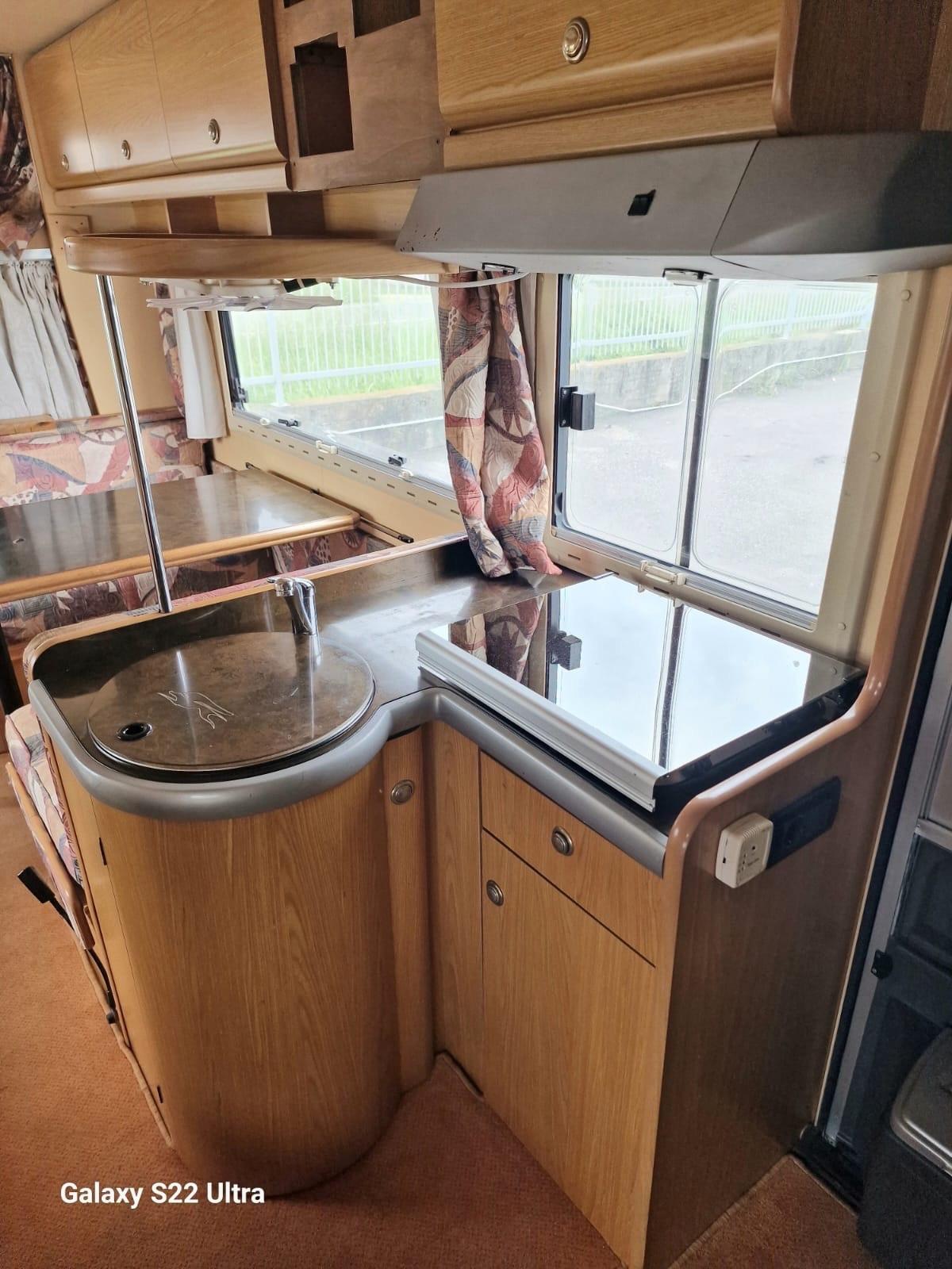 122 laika Ecovip 2 MANSARDATO del 2000 in saldo