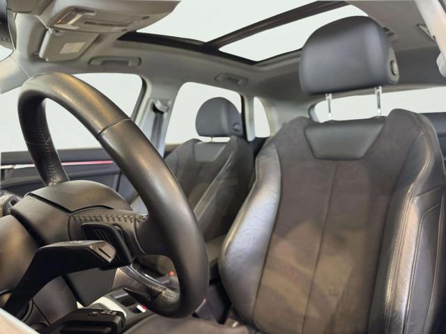 AUDI Q3 40 TFSI quattro S tronic Business Advanced