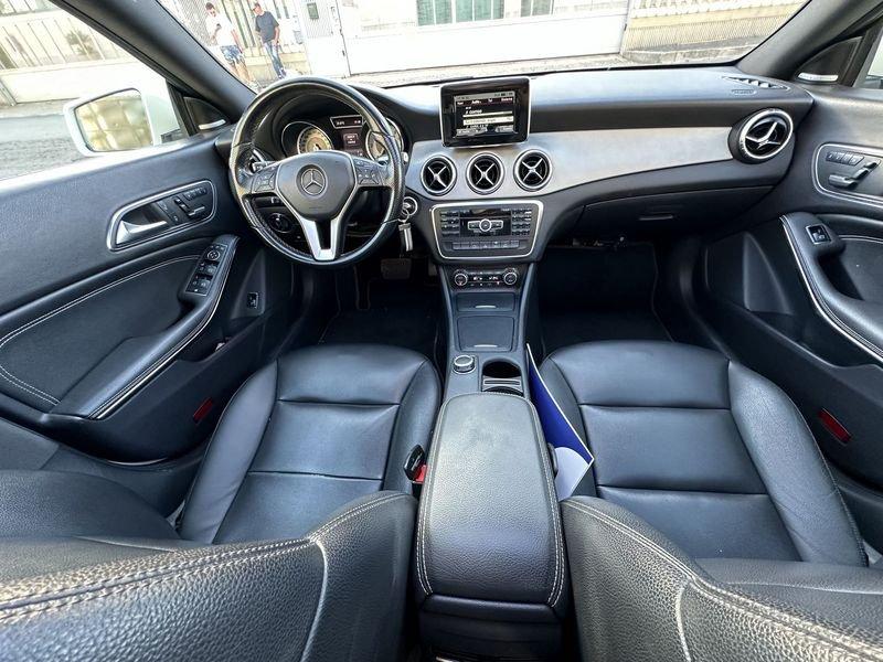 Mercedes-Benz CLA CLA 220 CDI Automatic Premium