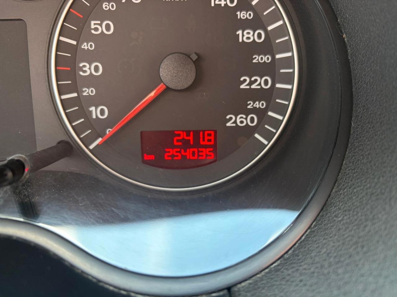 Audi A3 SPB 2.0 16V TDI Attraction*CERCHI