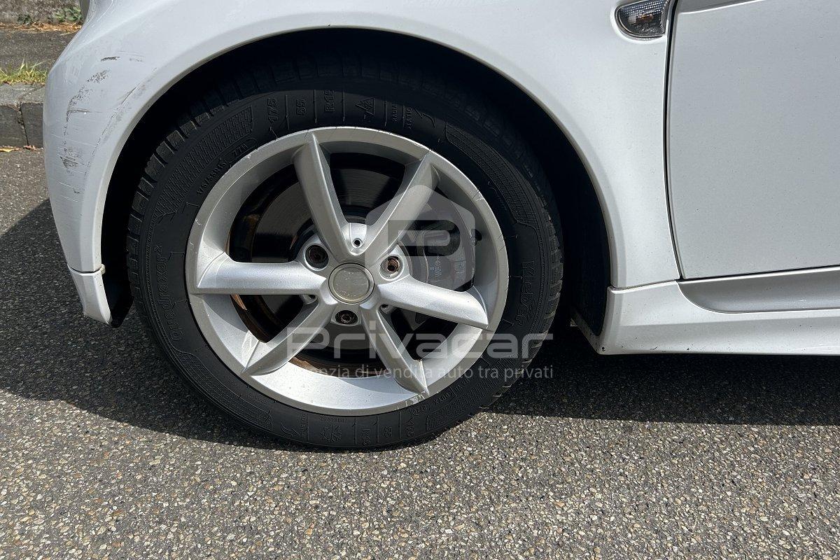 SMART fortwo 1000 52 kW MHD coupé pulse