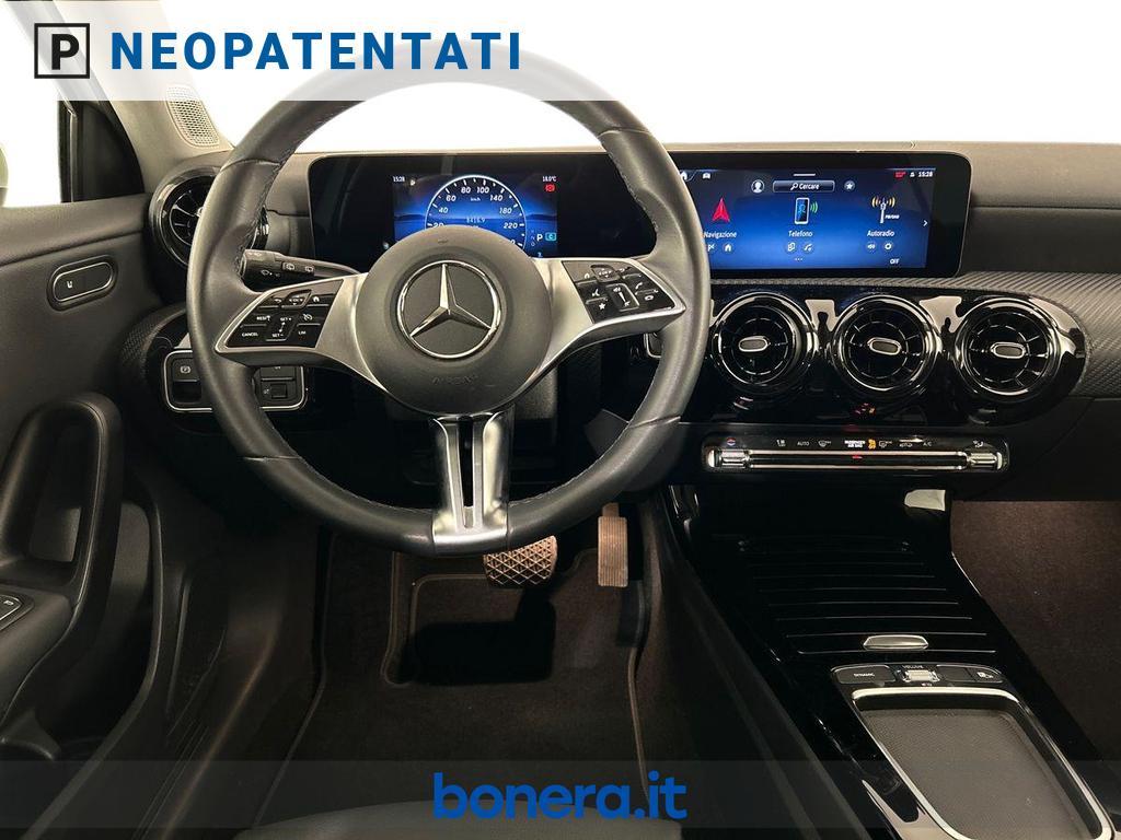 Mercedes Classe A 180 180 D Advanced 8G-DCT
