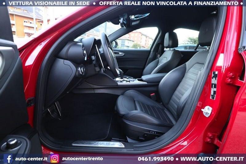 Alfa Romeo Giulia 2.0 Turbo 280CV AT8 AWD Q4 Veloce