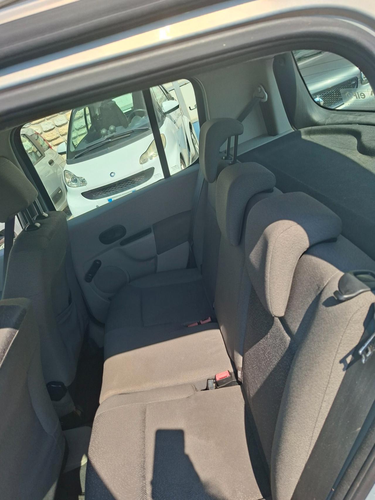 Renault Modus 1.2 16V poki km passaggio compreso