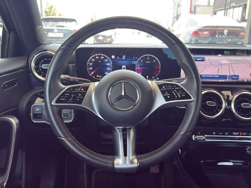 Mercedes-Benz Classe A A 180 d Progressive Advanced