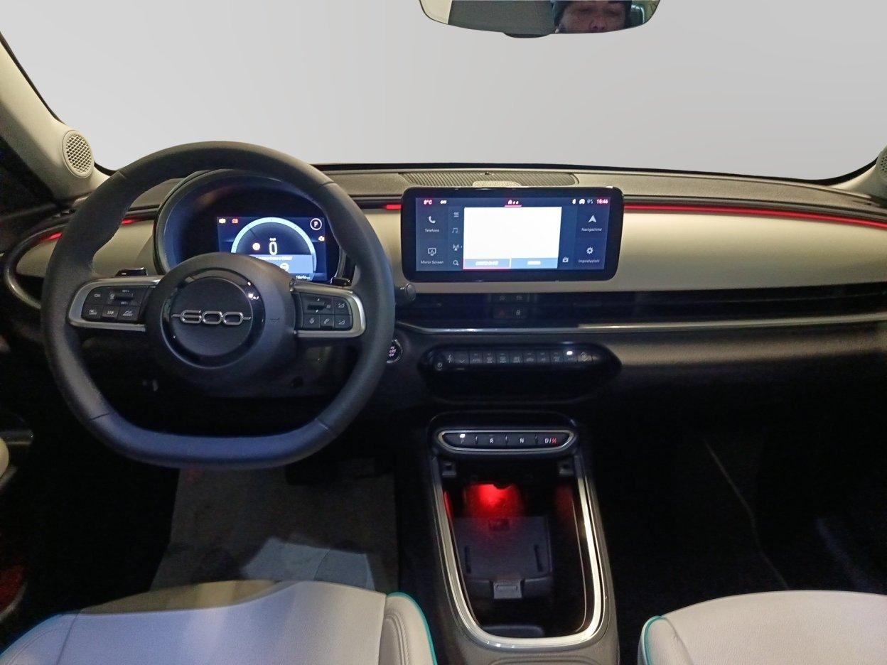 FIAT 600 (2023-->) - 600 Hybrid 110 CV DCT MHEV La Prima