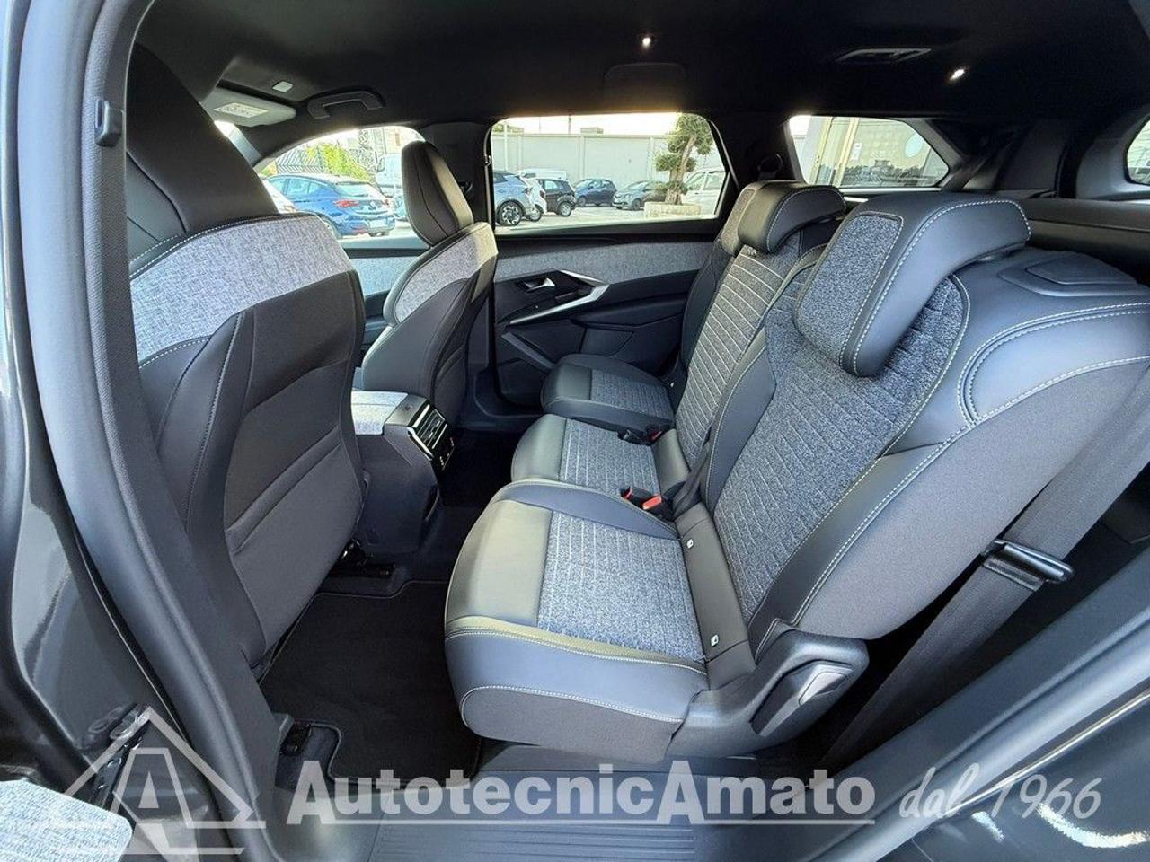 Peugeot 5008 Plug-in Hybrid 195 e-DCS7 Allure