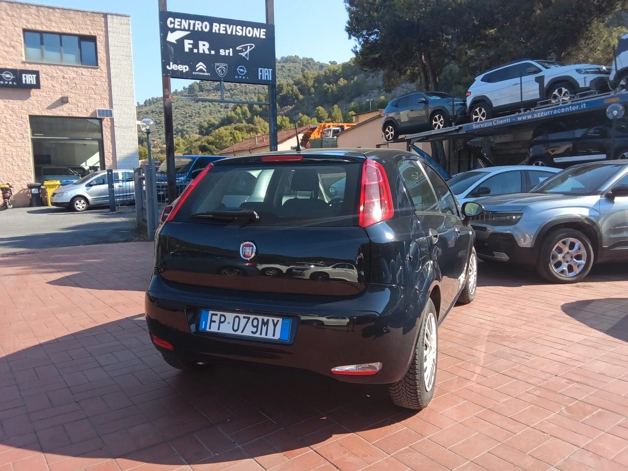Fiat Punto 1.3 MJT II S&S 95 CV 5 porte Street