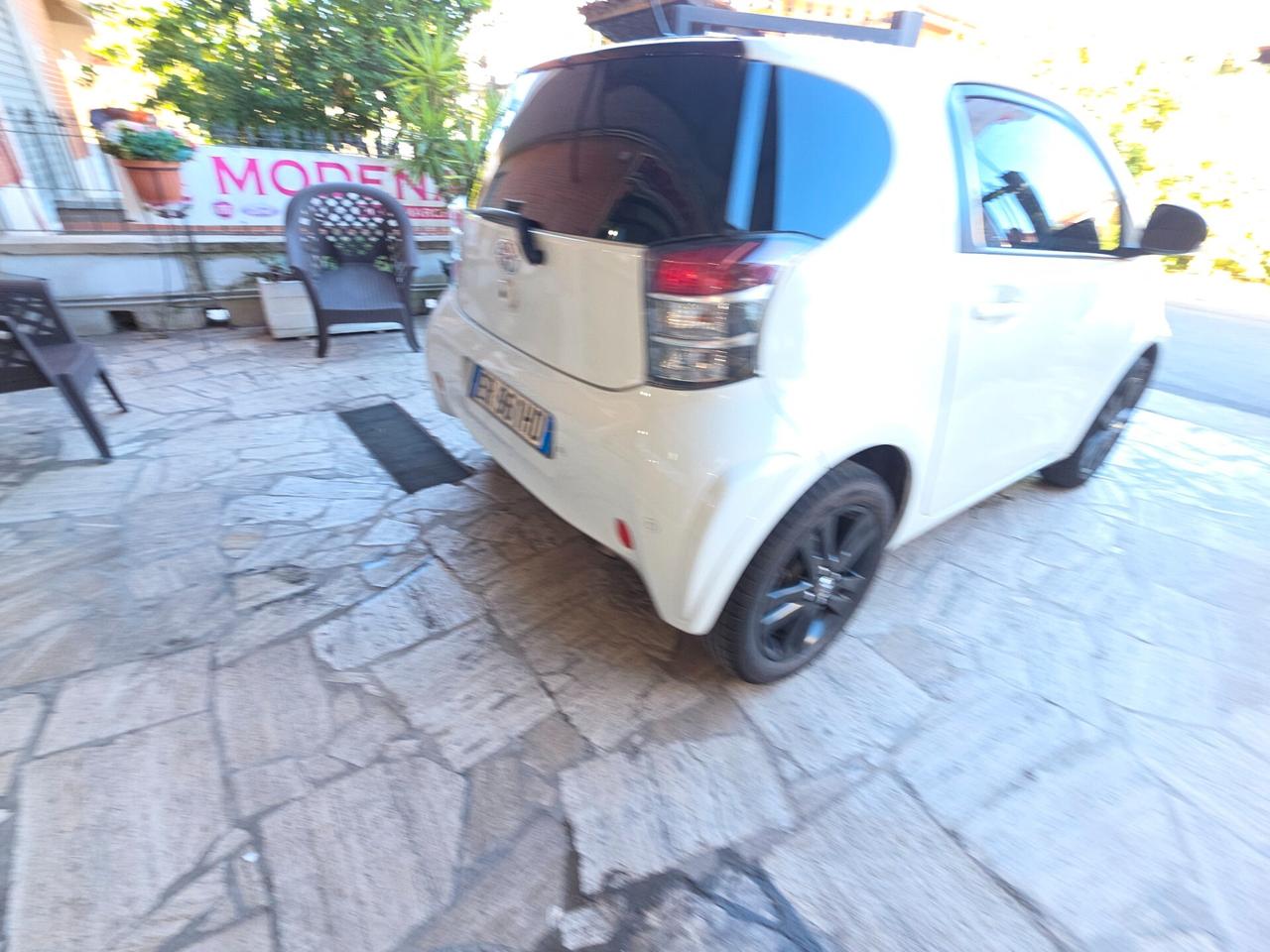 Toyota iQ 1.3 CVT Style