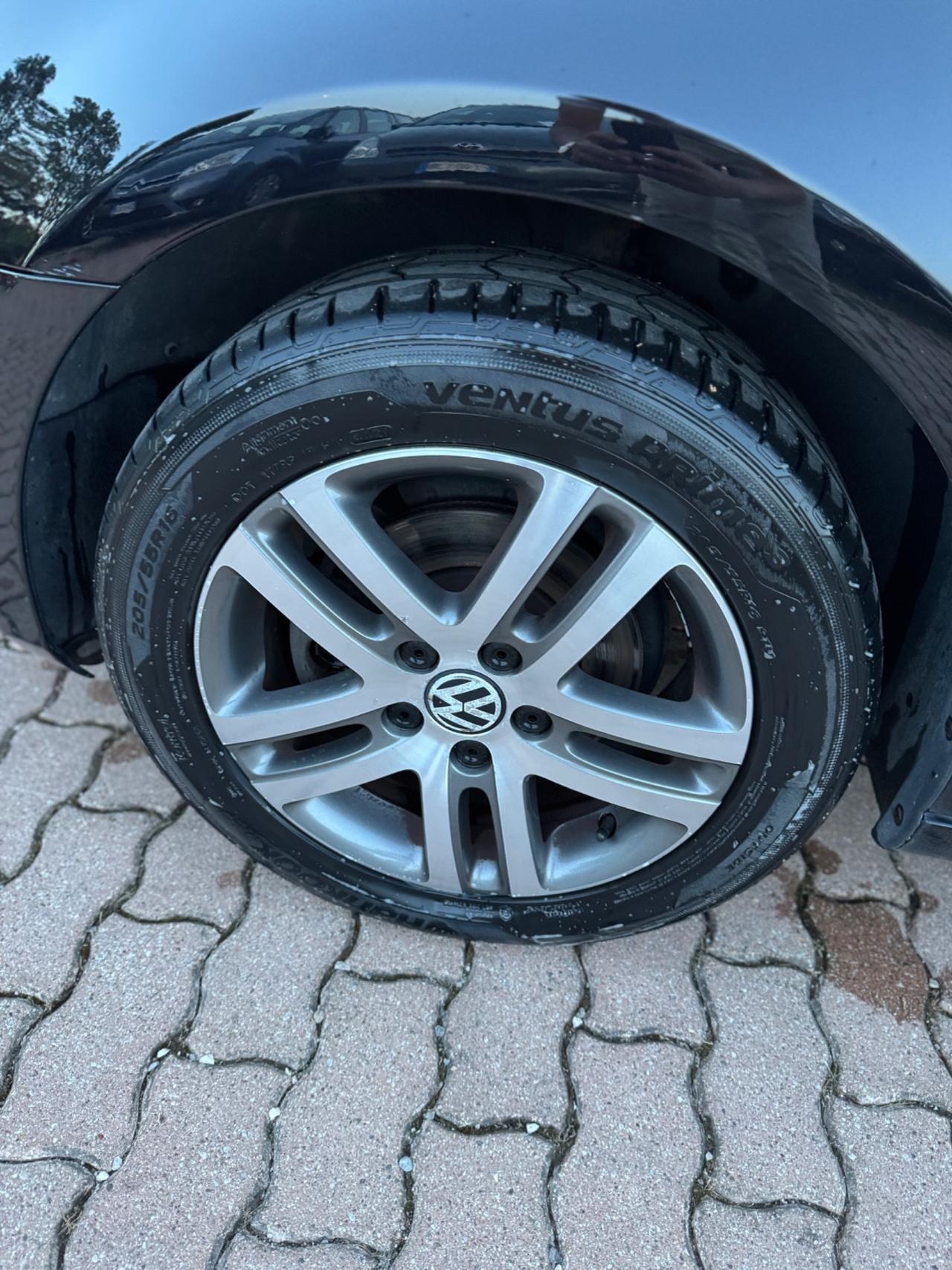Volkswagen Golf 1.6 TDI DPF 5p. Highline