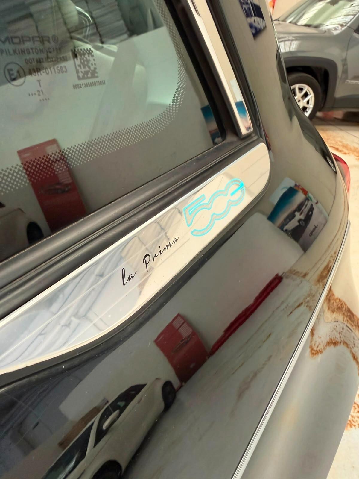 Fiat 500e 3+1 42 kWh La Prima
