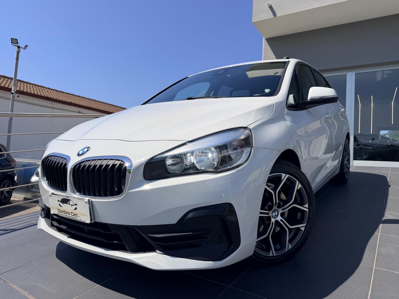 Bmw 2er Active Tourer 220d Luxury aut.