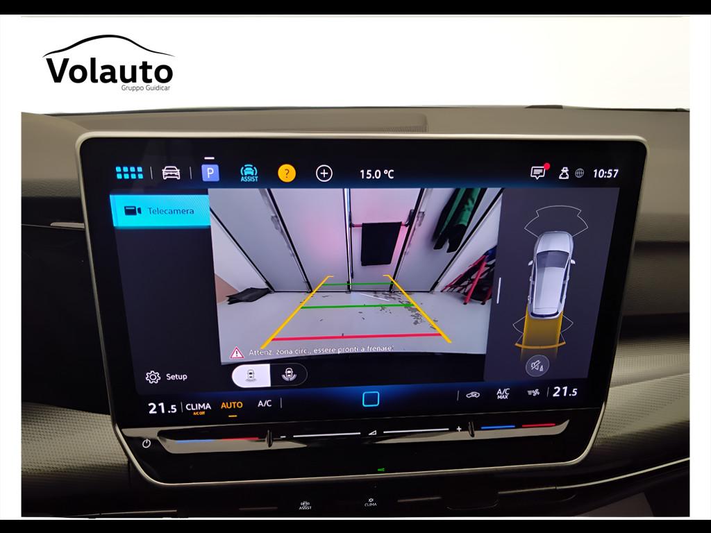 VOLKSWAGEN Golf VIII 2024 - Golf 2.0 tdi Style 150cv dsg