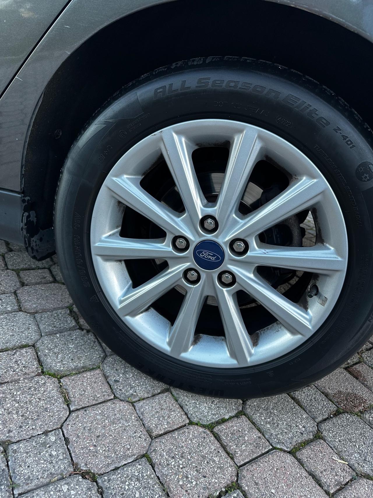 Ford Focus 1.6 120 CV GPL SW Plus