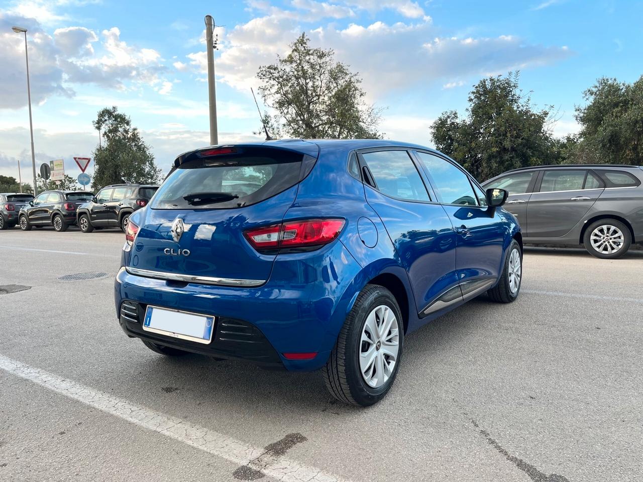 Renault Clio dCi 8V 75 CV 5 porte Moschino Zen