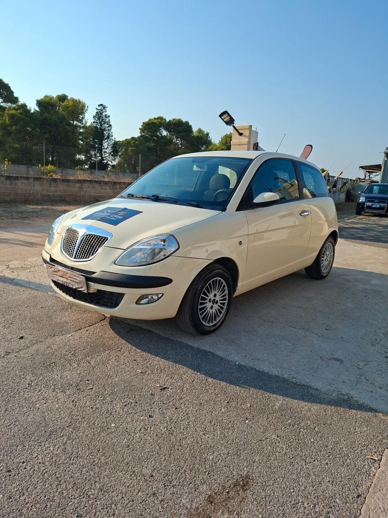 Lancia Ypsilon 1.2 Argento