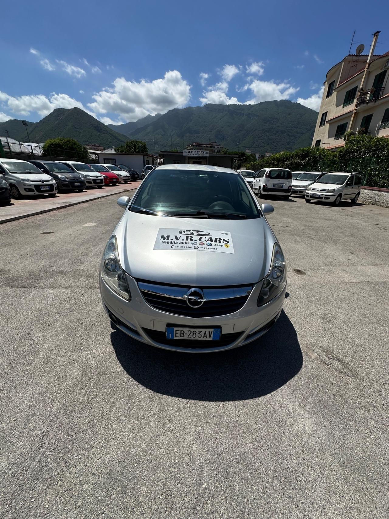 Opel Corsa 1.2 80CV 5 porte GPL-TECH Edition