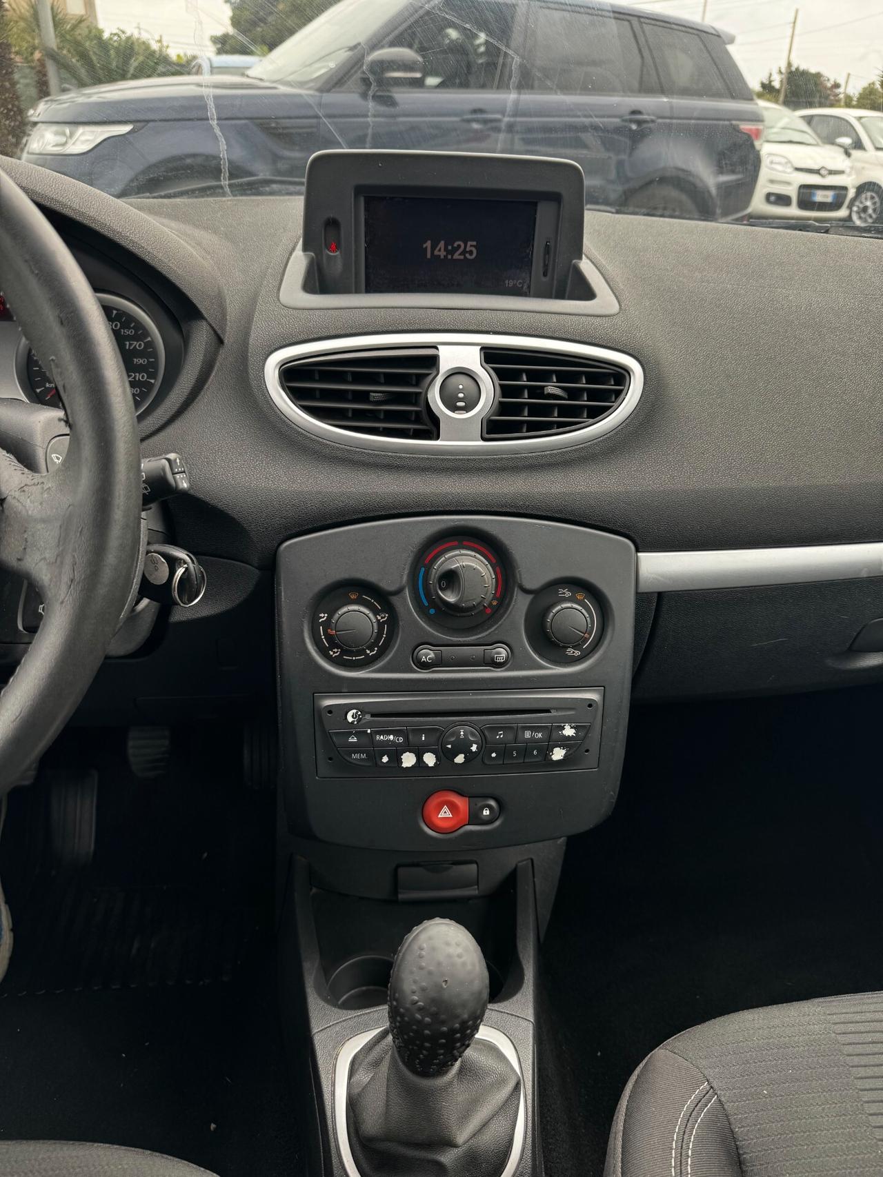 Renault Clio 1.2 16V 3 porte Confort