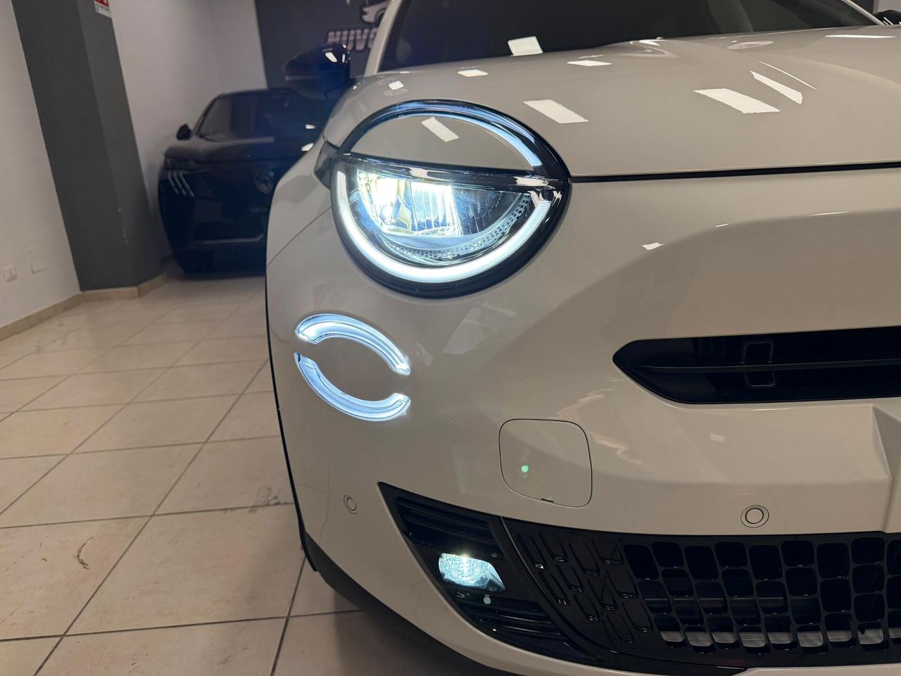 Fiat 600 Hybrid 145 CV DCT MHEV Sport A RATE DA € 260 AL MESE