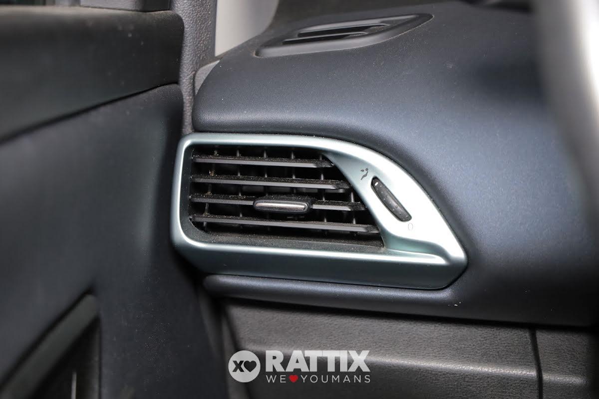 Lancia Ypsilon 1.0 Firefly Hybrid 70CV Platino