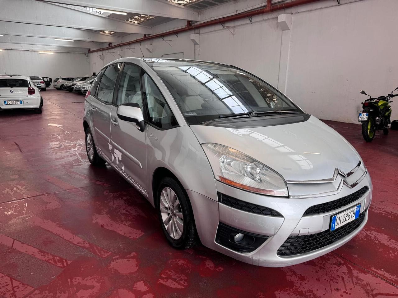 Citroen C4 Picasso 1.6 HDi 110 FAP Entry