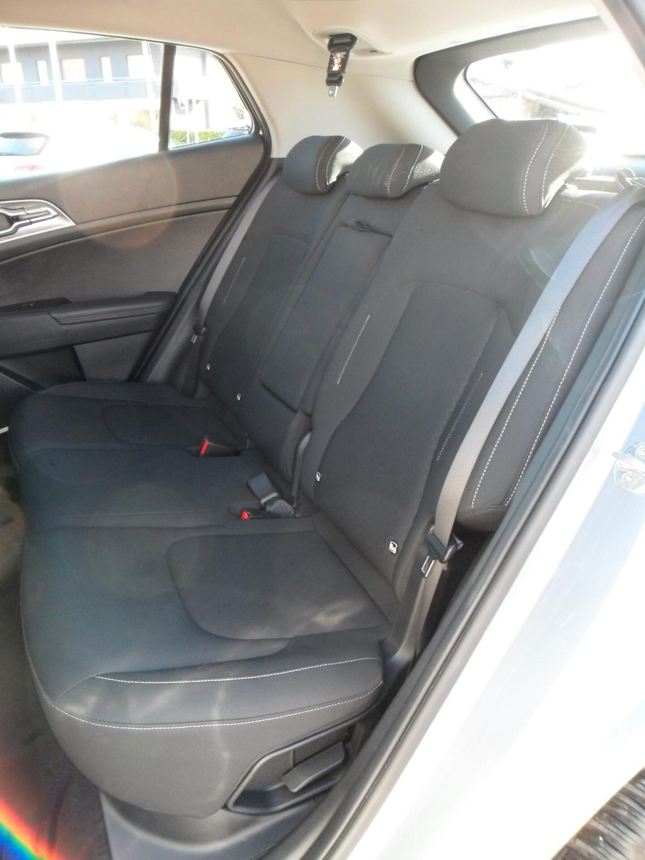 Kia Sportage 1.6 CRDi MHEV Business