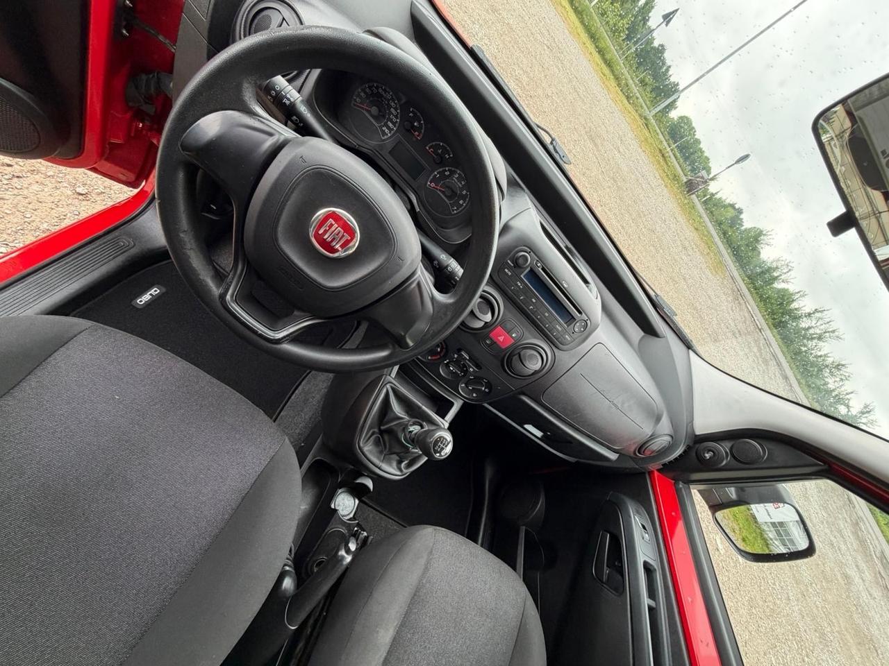 Fiat Qubo 1,4 natural power LEGGI DESCRIZIONE