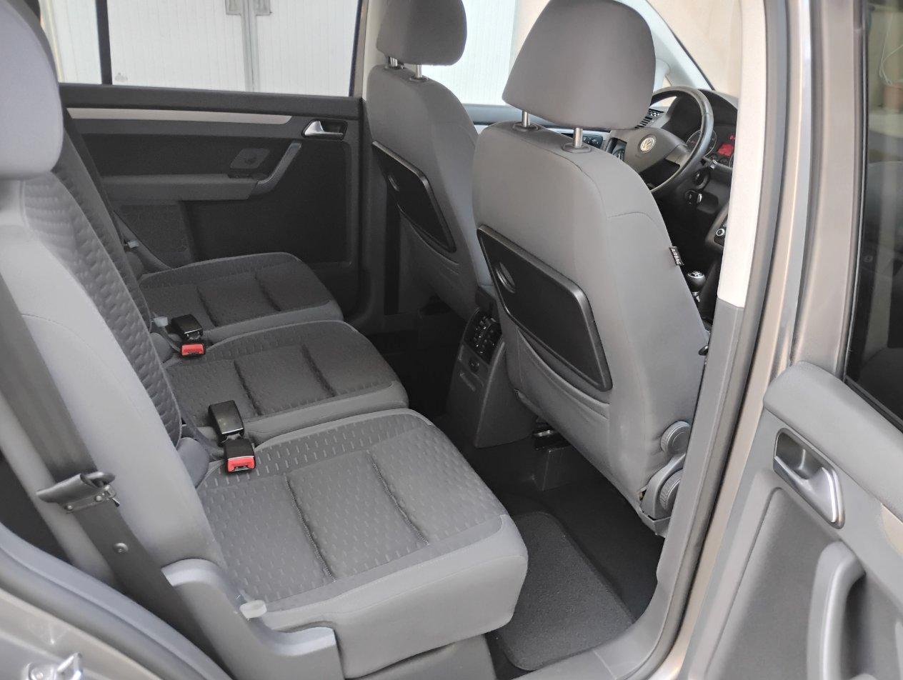 Volkswagen Touran 2.0 tdi Highline