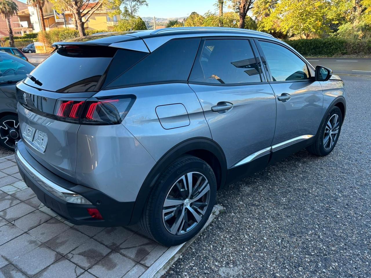 Peugeot 3008 BlueHDi 130 S&S EAT8 Allure Pack