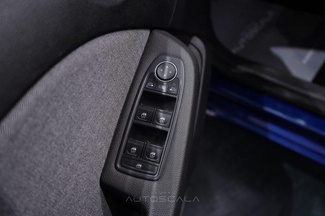 RENAULT Clio TCe 90cv 5 porte Techno